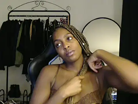 marisilva br online show from February 2025 10:25:01 PM