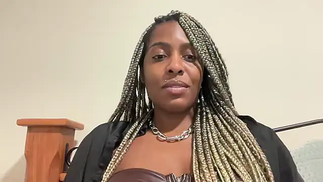 marisilva br online show from September 2025 02:02:01 AM