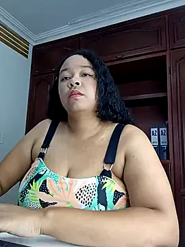 XMara online show from January 2025 07:57:01 PM