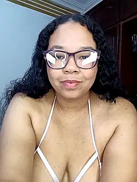 XMara online show from February 2025 08:03:01 PM