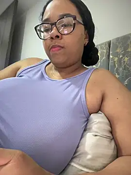 XMara online show from October 2025 02:13:01 PM