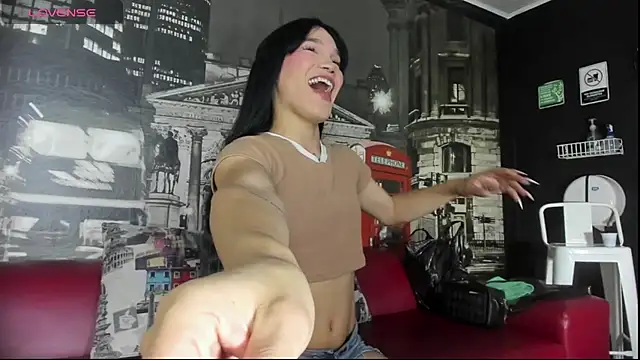 CloeRodriguez online show from November 2025 05:39:01 PM