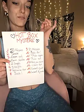 Snapshot of Nikiita-28 chatting on February 2026 03:30:02 PM Nikiita-28 online show from February 2026 03:30:02 PM