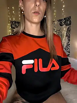 Snapshot of Nikiita-28 chatting on March 2026 03:51:01 PM Nikiita-28 online show from March 2026 03:51:01 PM