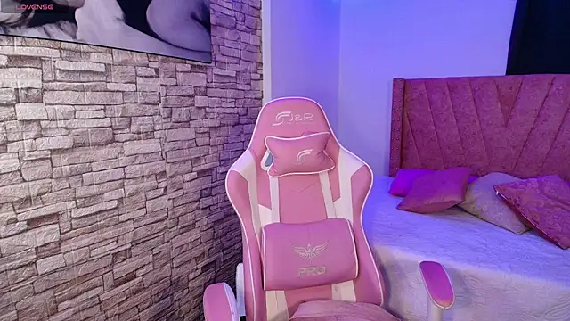 RachelStein online show from October 2025 08:13:01 AM