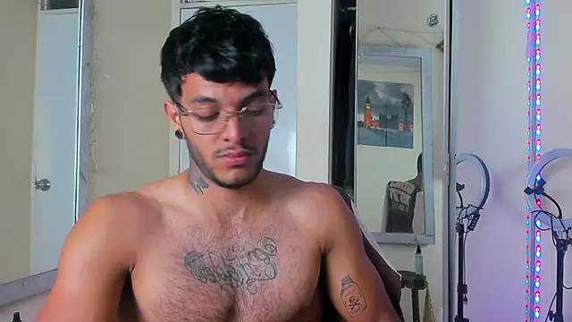 JuanBlade online show from March 2025 01:13:01 AM