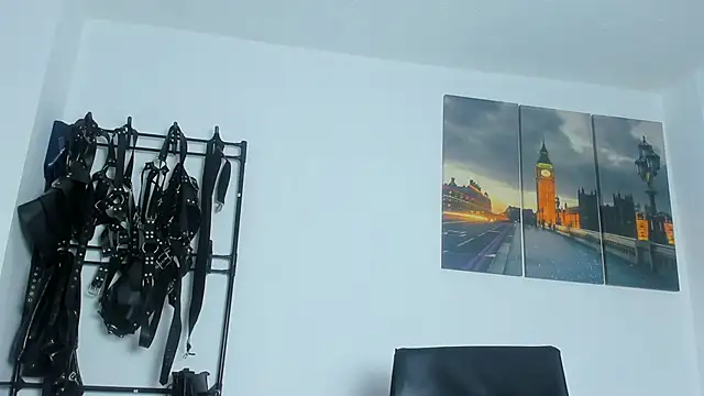 JuanBlade online show from October 2025 01:23:01 PM