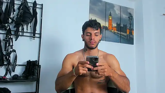 JuanBlade online show from October 2025 05:35:01 PM