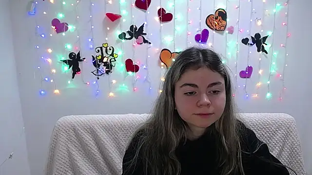 Snapshot of TinaRedly chatting on February 2025 09:46:01 PM TinaRedly online show from February 2025 09:46:01 PM