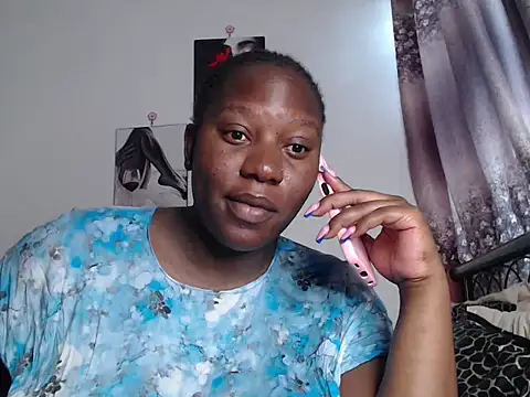 Whimsicalwillow online show from November 2025 09:41:01 AM