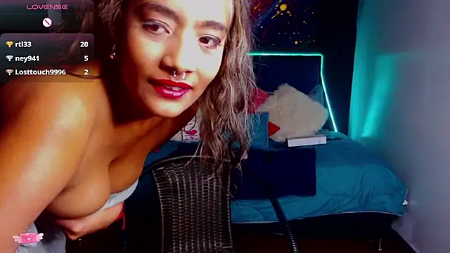 Snapshot of megan_collins96 chatting on December 2024 01:27:01 AM megan collins96 online show from December 2024 01:27:01 AM