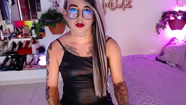 Laveneno ortiz07 online show from October 2025 11:57:02 PM