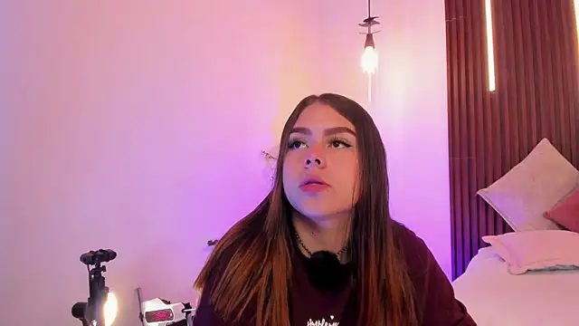 ArianaBaker online show from February 2026 01:40:01 PM