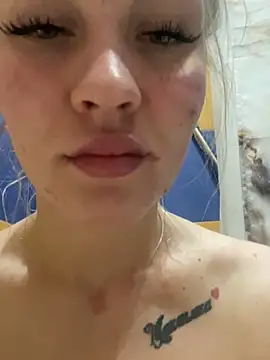 Snapshot of DreamGirl-777 chatting on December 2024 06:45:02 PM DreamGirl-777 online show from December 2024 06:45:02 PM