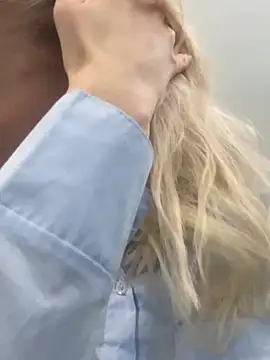 Snapshot of DreamGirl-777 chatting on January 2025 11:13:02 AM DreamGirl-777 online show from January 2025 11:13:02 AM