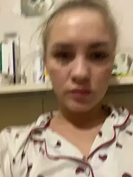 Snapshot of DreamGirl-777 chatting on January 2025 05:06:01 PM DreamGirl-777 online show from January 2025 05:06:01 PM