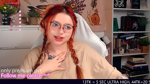 me  hanna online show from December 2025 01:48:02 AM