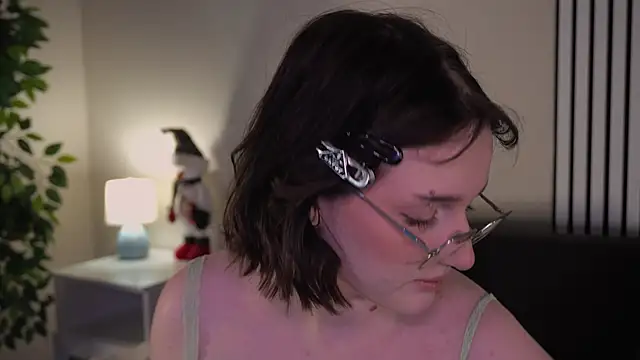 ELLIEJAY online show from November 2025 05:32:02 AM