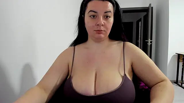 amiraisa11 online show from March 2025 05:52:02 AM