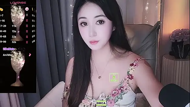 Liiniie-Lovers online show from November 2025 12:22:02 AM