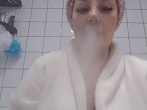 magical mia online show from February 2025 10:20:02 AM