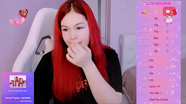 Snapshot of MissClarks chatting on February 2025 12:37:01 PM MissClarks online show from February 2025 12:37:01 PM