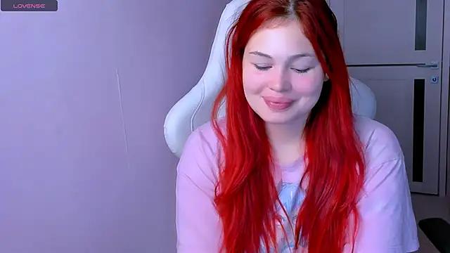 Snapshot of MissClarks chatting on October 2025 06:17:02 PM MissClarks online show from October 2025 06:17:02 PM