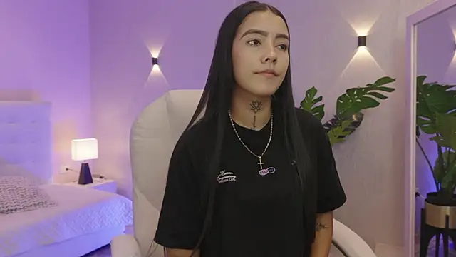 Snapshot of miagomezweb1 chatting on November 2025 02:42:01 PM miagomezweb1 online show from November 2025 02:42:01 PM