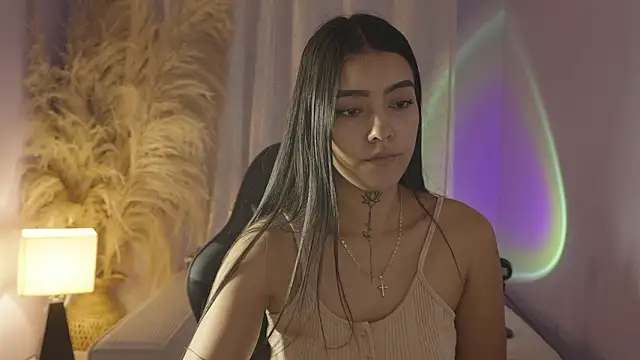 miagomezweb1 online show from February 2026 04:35:02 AM