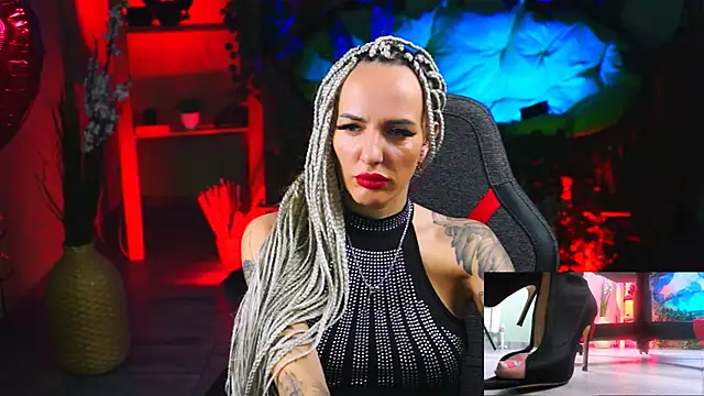 MonicaMaxwel online show from February 2025 03:10:01 PM