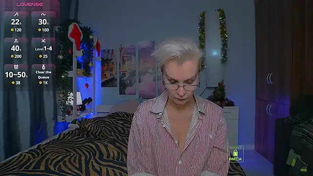 HelgaHimmell online show from December 2024 04:11:02 PM