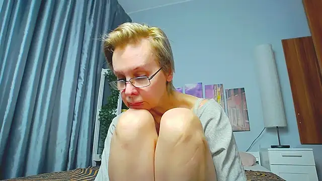 HelgaHimmell online show from March 2025 01:12:01 AM