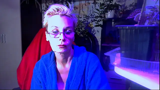 Snapshot of HelgaHimmell chatting on July 2026 07:45:01 PM HelgaHimmell online show from July 2026 07:45:01 PM