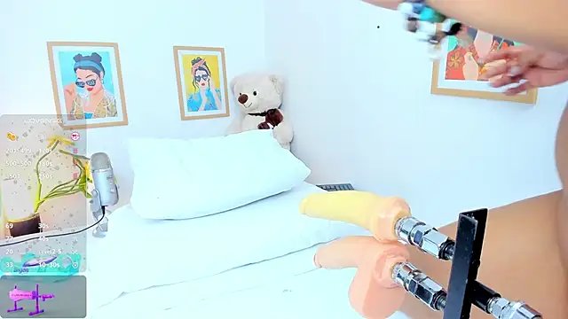 jasminnee  online show from February 2026 01:27:01 PM