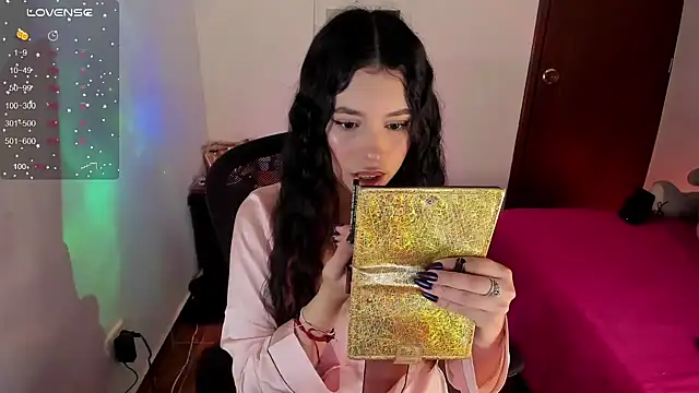 Snapshot of youpinkgirl_ chatting on December 2024 10:45:01 PM youpinkgirl  online show from December 2024 10:45:01 PM