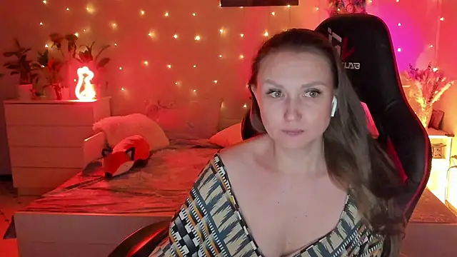 desperatehousewife   online show from January 2025 05:51:02 PM