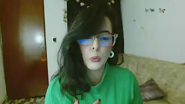 Snapshot of ella_peck chatting on April 2026 02:42:01 AM ella peck online show from April 2026 02:42:01 AM