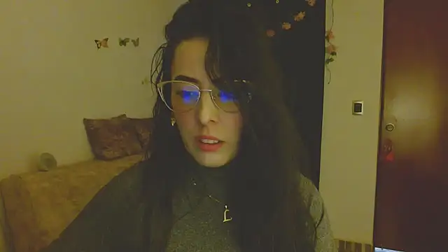 Snapshot of ella_peck chatting on May 2026 09:00:02 PM ella peck online show from May 2026 09:00:02 PM