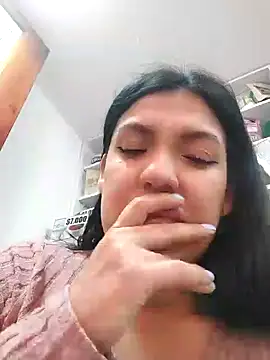 Sophie-hatter online show from February 2025 06:24:02 PM