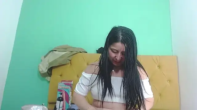 Snapshot of agathacorlincm101 chatting on January 2025 11:07:01 PM agathacorlincm101 online show from January 2025 11:07:01 PM