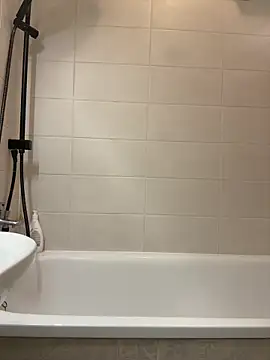 czruz online show from February 2026 08:33:01 AM