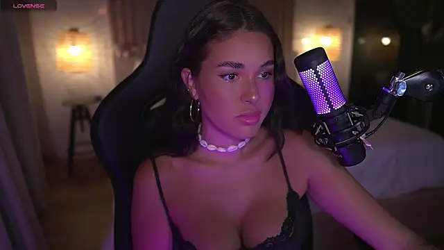 Snapshot of Lizhush_ chatting on January 2025 05:37:02 PM Lizhush online show from January 2025 05:37:02 PM