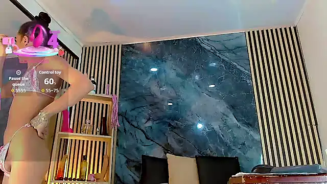 PriscilaRainbow online show from October 2025 08:09:02 PM