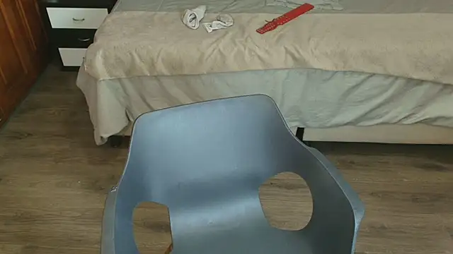 Snapshot of Raquel_jones chatting on February 2025 02:32:02 PM Raquel jones online show from February 2025 02:32:02 PM