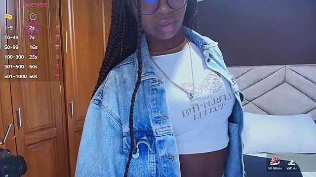 Snapshot of Raquel_jones chatting on January 2026 11:15:02 AM Raquel jones online show from January 2026 11:15:02 AM