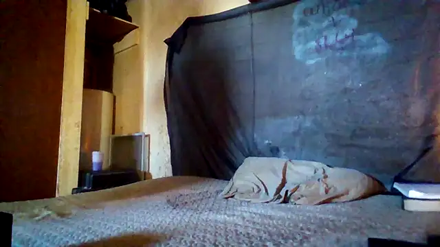 Nightshade7712 online show from October 2025 07:27:02 PM