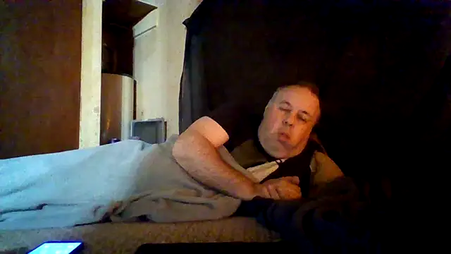 Nightshade7712 online show from December 2025 07:51:01 PM