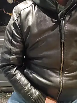 Snapshot of mysticfalls37 chatting on October 2025 08:48:02 PM mysticfalls37 online show from October 2025 08:48:02 PM