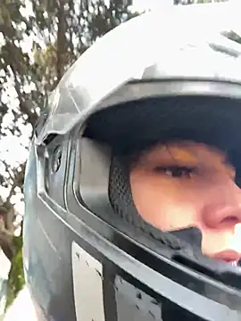 Bonniepark online show from February 2025 12:11:01 PM