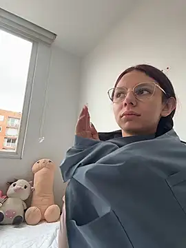 Bonniepark online show from February 2026 05:10:02 PM